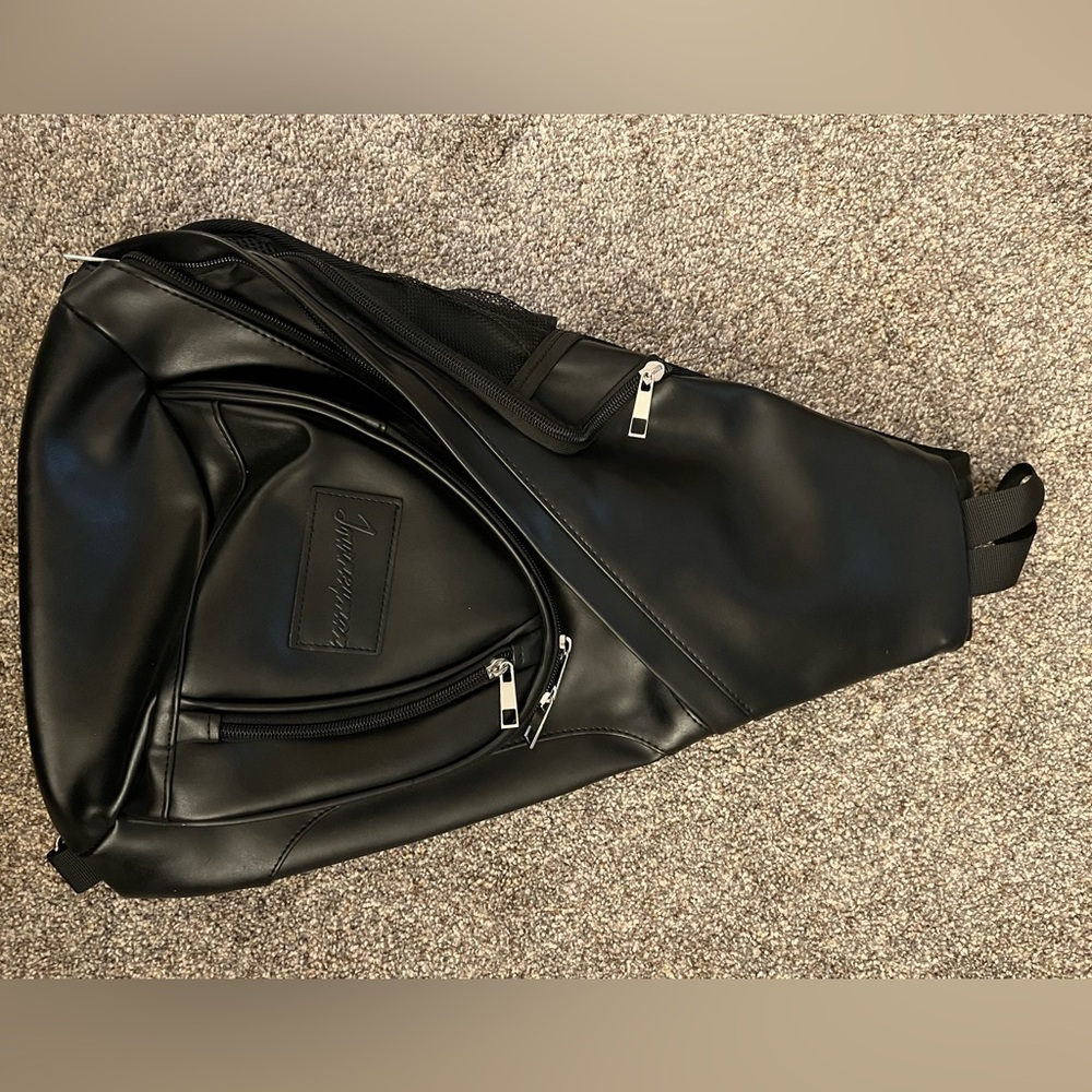 Journeyman Black Leatherette Crossbody/Slingback Bag